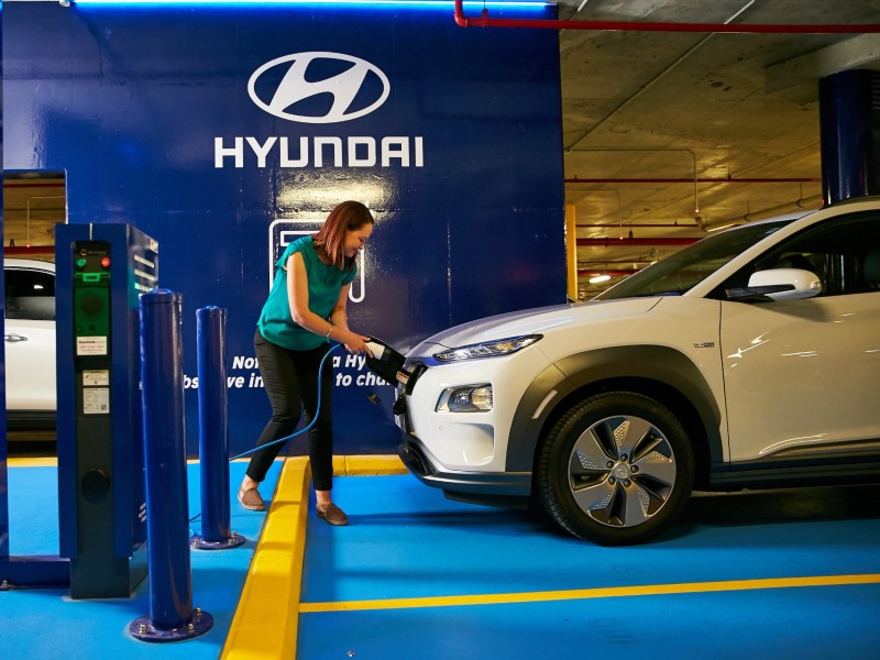 pengisian daya mobil listrik Hyundai