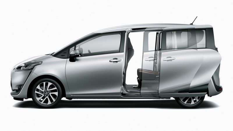 Pintu geser Toyota Sienta