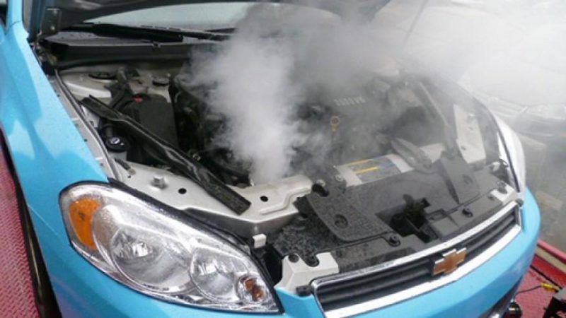 Mesin mobil mengalami overheat