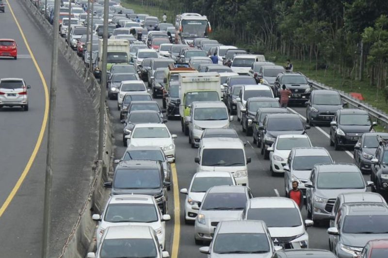 kemacetan di jalanan ibukota Jakarta